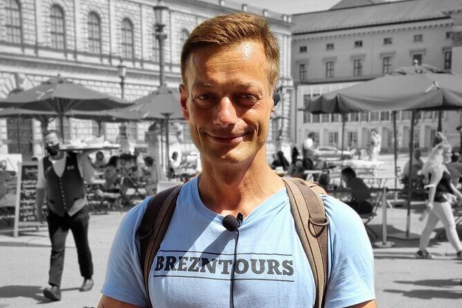 Tour through the city centre of Munich - An Authentic Stroll Through Munich’s Heart: A Guide to the City Center Tour