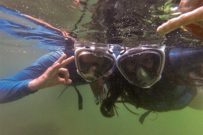 Tour to Bombinhas with Snorkeling Experiência - FAQ