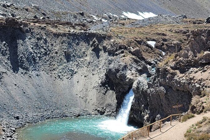 Tour to Cajón del Maipo: Reservoir El Yeso & Salto el Yeso - Who Should Consider This Tour?