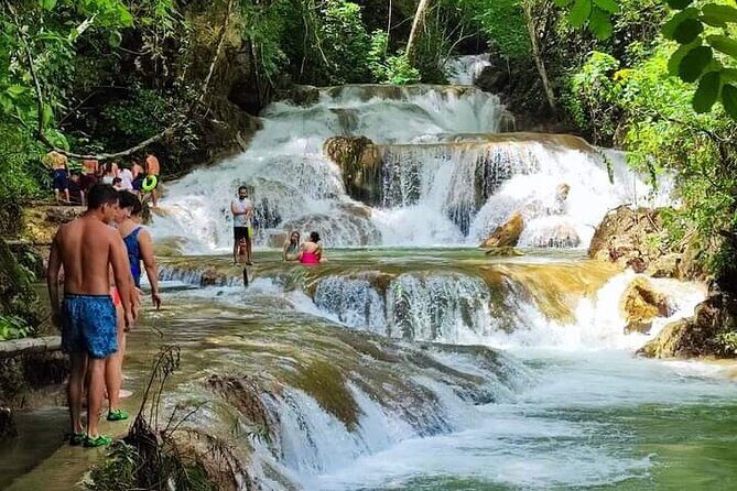 Tour to Copalitilla Magical Waterfalls from Huatulco with admission included - Discover the Magic of Copalitilla Waterfalls from Huatulco
