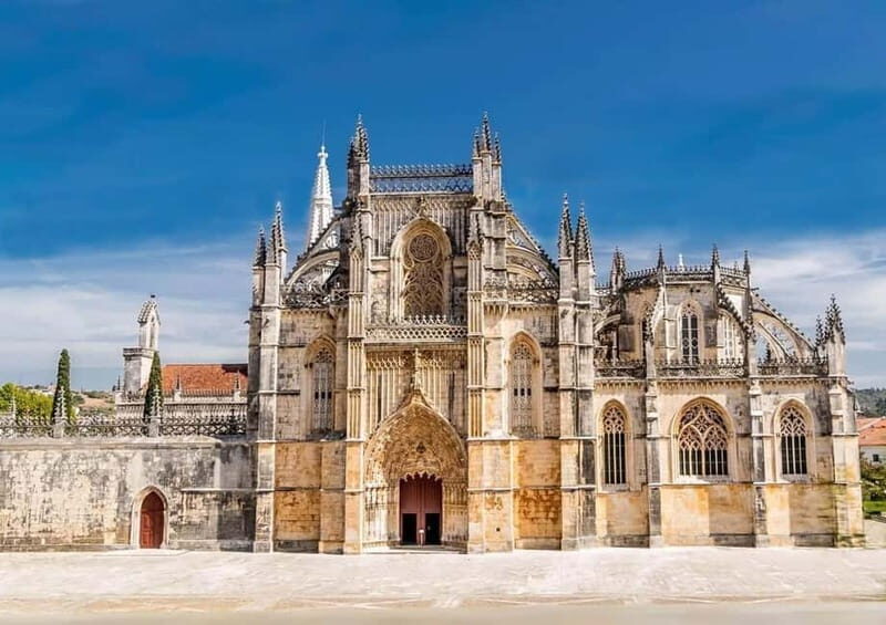 Tour to Fátima, Nazaré and Óbidos - LUXURY SEDAN - Exploring the Highlights in Detail