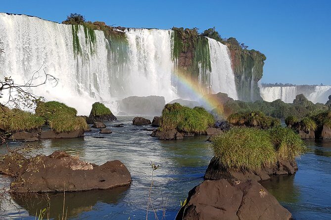 Tour to Iguazu Falls Brazil with visit at the Bird Park - Experience the Majesty of Iguazu Falls and Bird Park with a Guided Tour