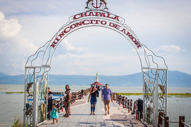 Tour to Lake Chapala, MAGIC TOWN of Ajijic from Guadalajara - The Essentials of the Tour Experience