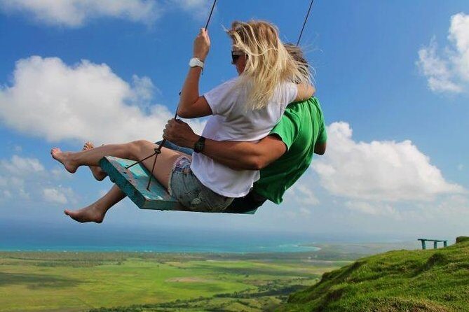 Tour to Montana Redonda (Round Montain) & Costa Esmeralda Beach - Who Should Consider This Tour?