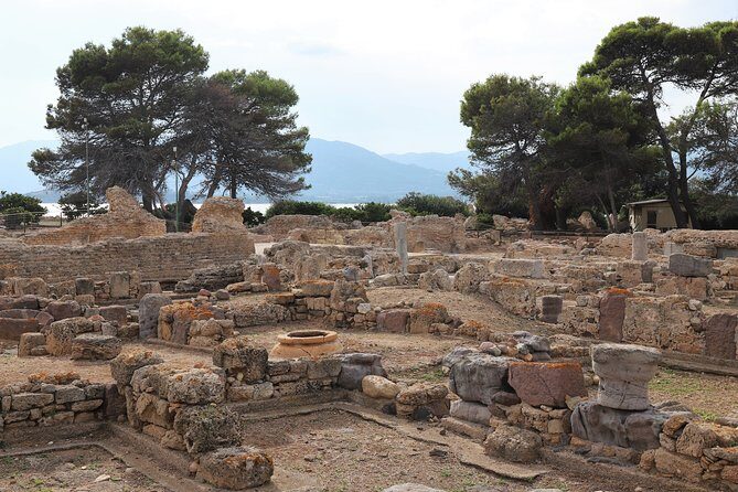Tour to the archaeological site of Nora - from Cagliari - Exploring the Nora Archaeological Site