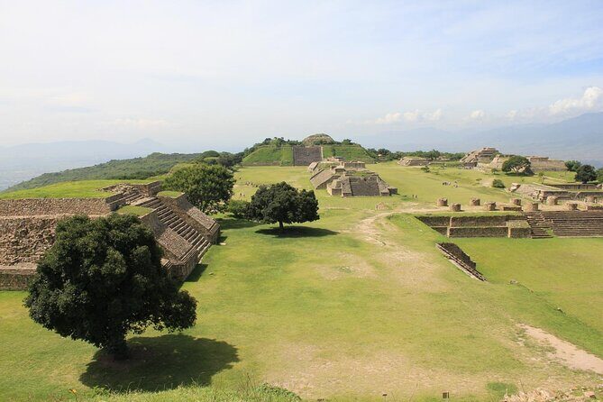 Tour to the archaeological zone Monte Alban - A Thorough Look at the Tour Experience