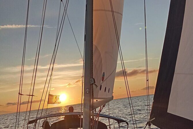 Tour to the islands of the La Maddalena Archipelago by sailing boat - Exploring the La Maddalena Archipelago by Sailing Boat: An Authentic Italian Adventure