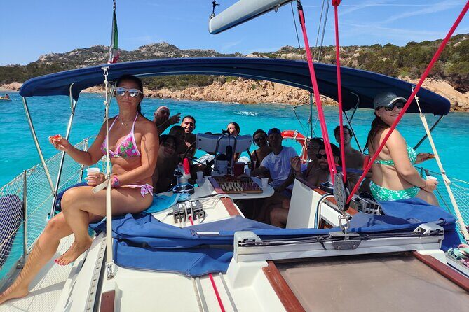 Tour to the islands of the La Maddalena Archipelago by sailing boat - Key Points