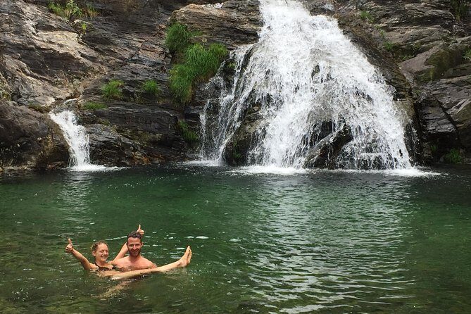Tour to the Waterfalls in 4x4 full day - Starting Point and Transportation