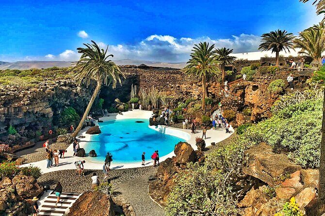 Tour to Timanfaya, Jameos del Agua, Cueva de los Verdes and viewpoint from the cliff - Key Points