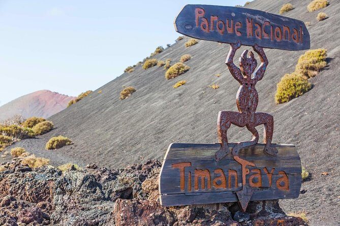 Tour to Timanfaya, La Geria and Laguna Verde for cruise passengers - A Deep Dive into the Lanzarote Tour
