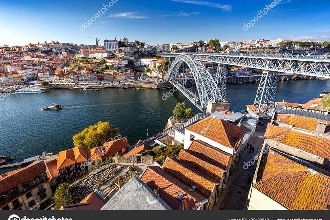 Tour / transfer Lisbon - Porto or Porto Lisbon with tour - Who Would Love This Tour