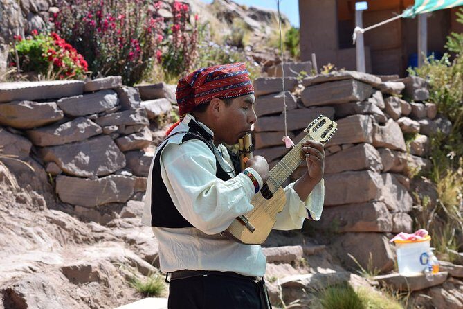 Tour Uros Taquile by normal Boat - Key Points