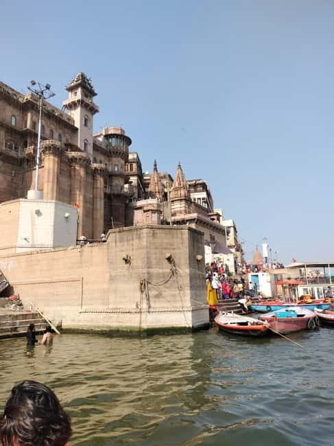 Tourist Guide English & Spanish Varanasi/Benares - Key Points