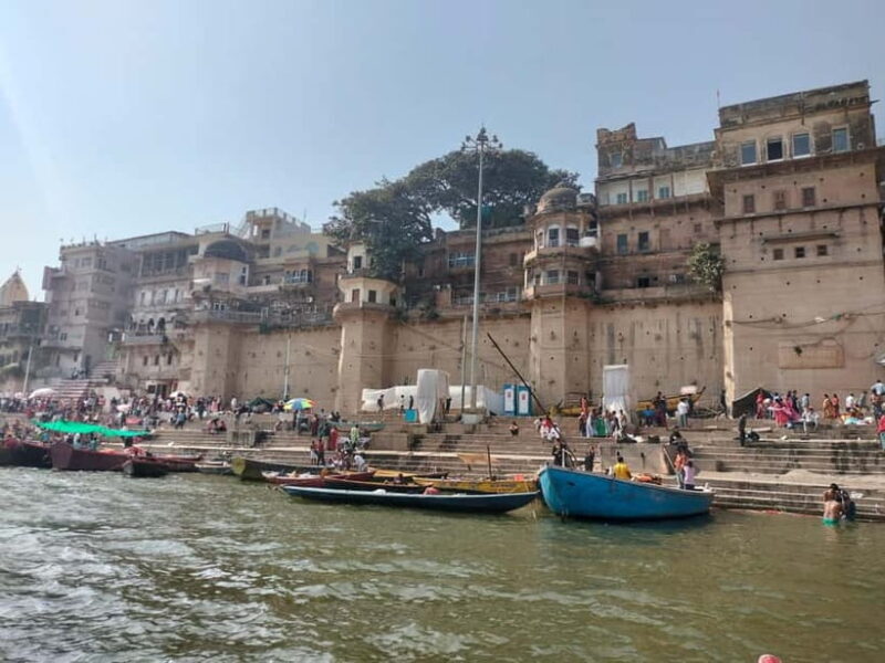 Tourist Guide English & Spanish Varanasi/Benares - Exploring the Varanasi Experience in Detail