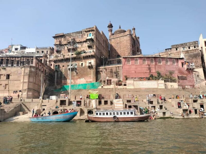Tourist Guide English & Spanish Varanasi/Benares - The Sum Up