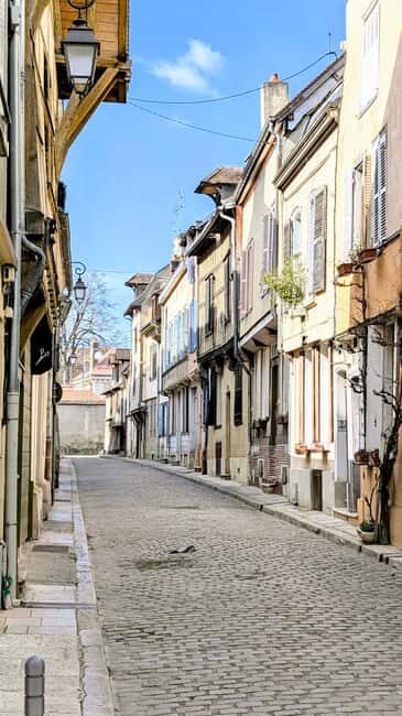 Tourist walk through the historic center of Troyes - Discover Troyes’ Charm on a 75-Minute Historic Walk