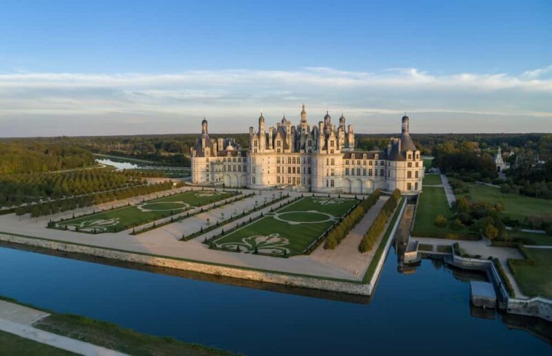 Tours/Amboise: Chambord, Chenonceau Day Trip & Wine Tasting - Key Points