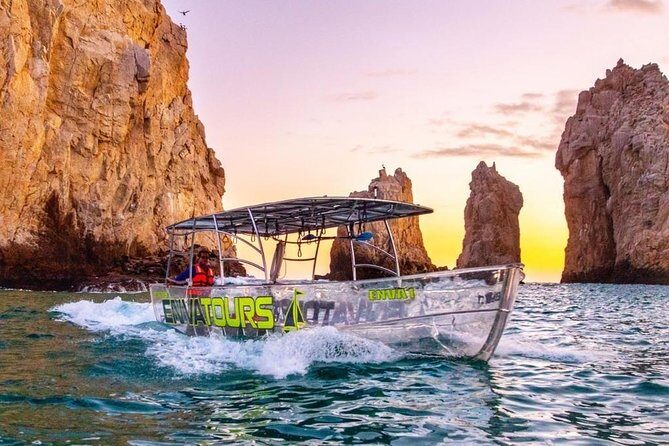 Tours in Cabo, Paseo al Arco and Fin de la Tierra in the only Clear Boat - A Deep Dive into the Clear Boat Experience
