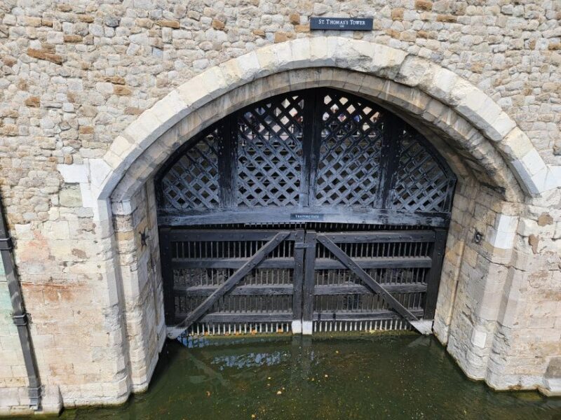 Tower of London: Early Access with Crown Jewels & Beefeaters - Who Should Consider This Tour?