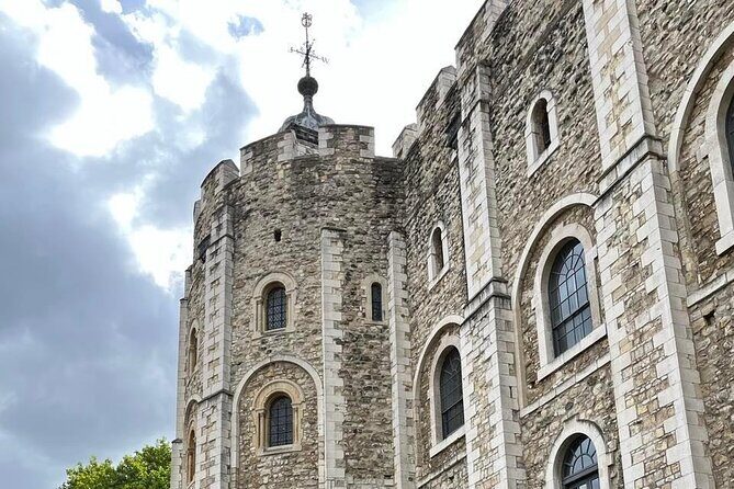 Tower of London Private Tour for Families and Friends - What to Expect at Each Stop