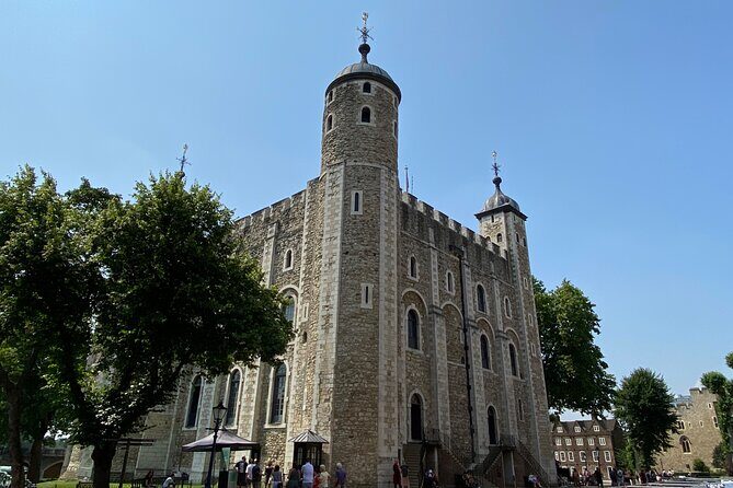 Tower of London & Westminster Abbey VIP Tour with expert guide - A Complete Guide to Your London Landmark Experience