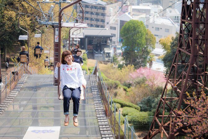 [Town walk] Stroll around Matsuyama Castle and enjoy local shopping - Strolling Through Ropeway Street and Okaido Arcade