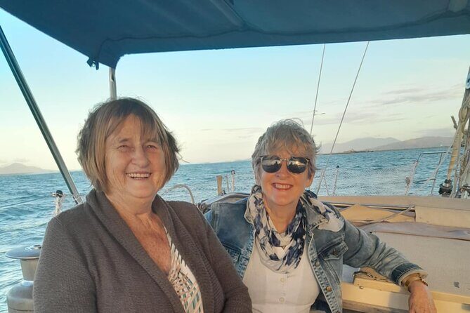 Townsville Boat Cruise & Yacht Club Lunch Package Sailing Charter - An Authentic Water Adventure with Relaxed Luxury in Townsville