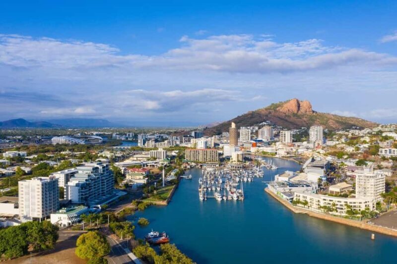 Townsville: Guided City Tour with Castle Hill Lookout - Townsville: Guided City Tour with Castle Hill Lookout