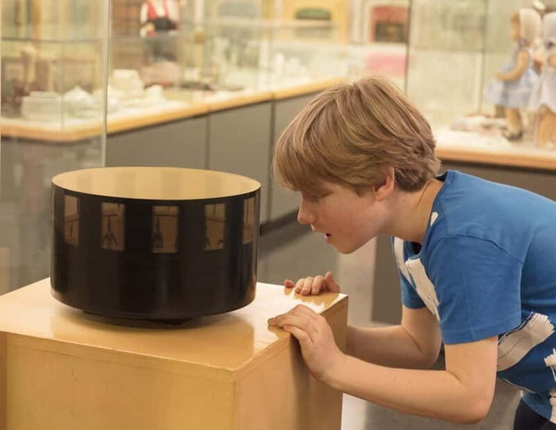 Toy Museum: toys belonging to Anna Maria and Salvador Dalí and García Lorca - Summary