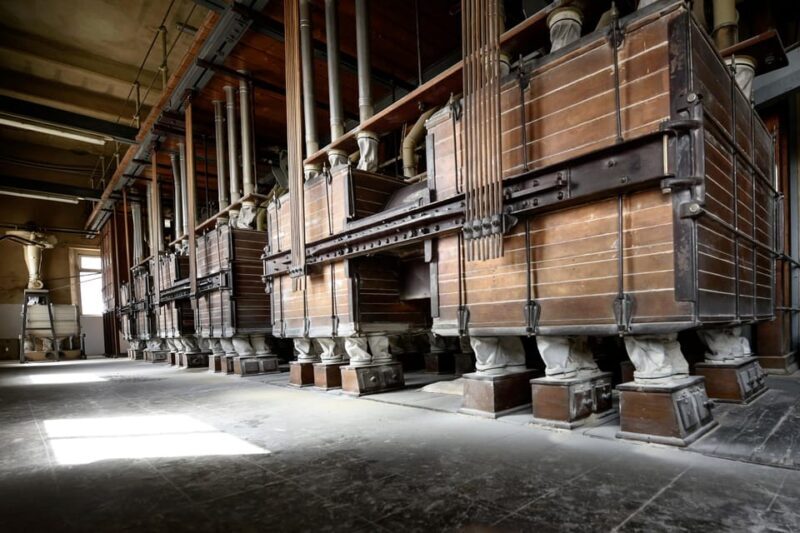 Tradition and taste: tour of Caltagirone's historic mill - Tradition and taste: tour of Caltagirones historic mill