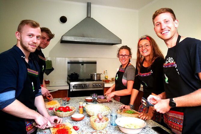 Traditional Bolivian Cooking Class w/ Cocktail Making by La Boca del Sapo, Sucre - Who Will Love This Experience?