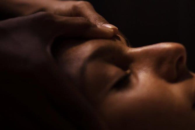 Traditional Head, Back & Shoulder Massage in Siem Reap - Key Points