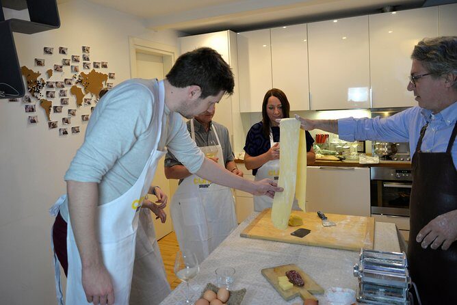 Traditional Home Cooking in Modena,Tagliatelle, Tortelloni & Wine - Diving Deep into the Modena Cooking Experience