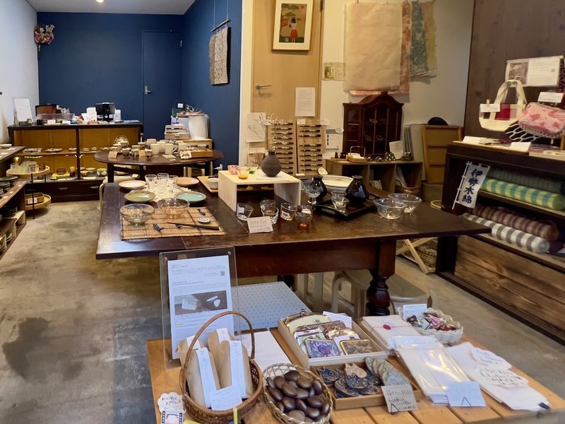 Traditional Japanese Crafts Making Experience in Tokyo - What to know before you choose