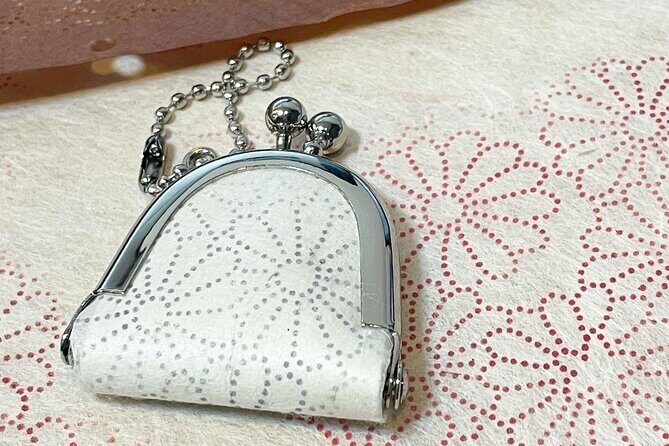 Traditional Japanese Crafts Making Experience in Tokyo - Key Points