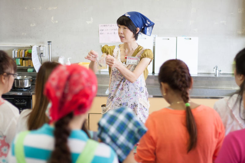 Traditional Japanese cuisine class in Tokyo - Small groups and instructors