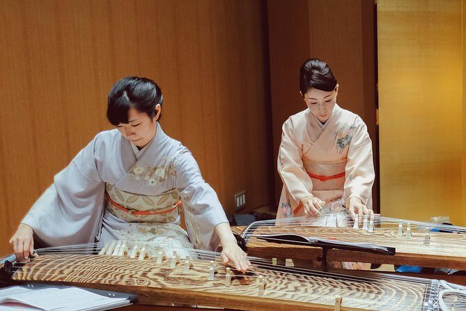 Traditional Japanese Music ZAKURO SHOW in Tokyo - Experience the Heart of Japan’s Musical Heritage with the Zakuro Show in Tokyo