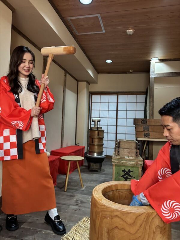 Traditional Mochi Pounding Experience with Tasting - Booking details worth checking