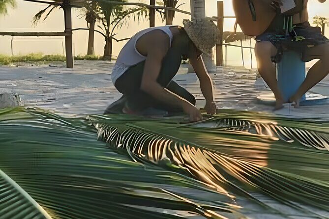 Traditional Palm Weaving Workshop with Food and Drinks in Tulum - Key Points