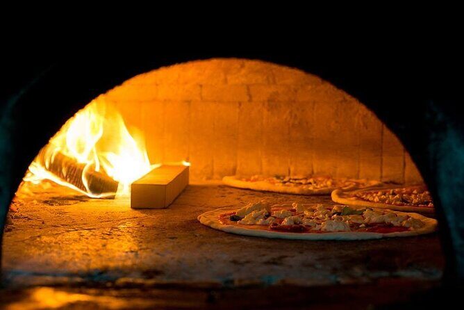 Traditional Pizza Class in Naples, pizza maker for a day. - Who Will Love This Experience?