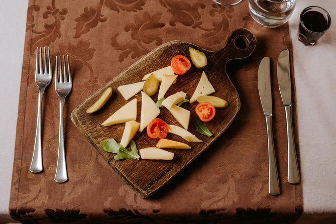 Traditional Slovenian Dinner and Show - FAQ