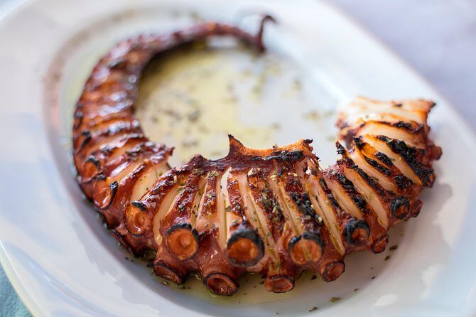 Traditional Tastes of Santorini Food Tour - Exploring Santorini’s Culinary Landscape