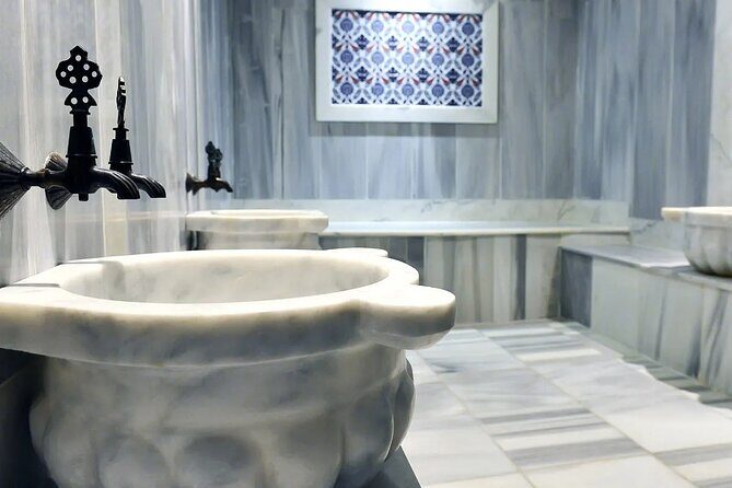 Traditional Turkish bath with Massage and Sauna - Key Points