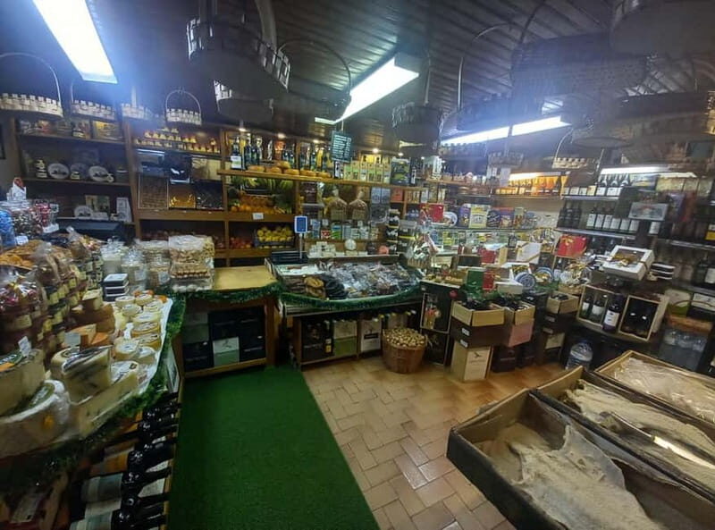 Traditions and Shopping in Coimbra Old Town Tour - Key Points