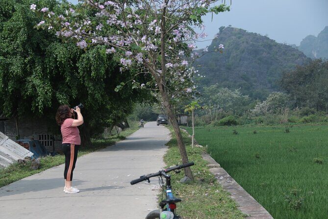 Trang An and Bich Dong Luxury Small Group Tour with Cycling - FAQ