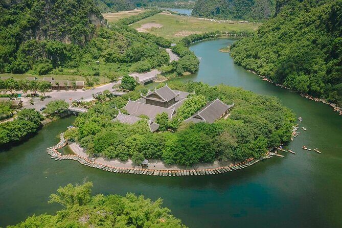 Trang An Cave Boat Trip - Hoa Lu Temple Full Day Tour - An Authentic Day Exploring Trang An and Hoa Lu