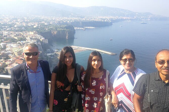 Transfer also for disabled Naples / Sorrento / Amalfi Coast - A Deep Dive into the Transfer Experience