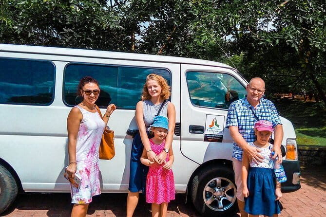 Transfer between Colombo (CMB) Airport and The Kingsbury, Colombo - Key Points