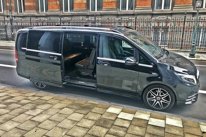 Transfer Brussels Airport (BRU)  City Center 7 PAX (ONE WAY) - Why Choose This Transfer?